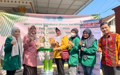 Kombinasi Edukasi Pemanfaatan Bahan Alam & Pelatihan Pembuatan Hidroponik Sederhana Sebagai Upaya Tercapainya Kemandirian Kesehatan